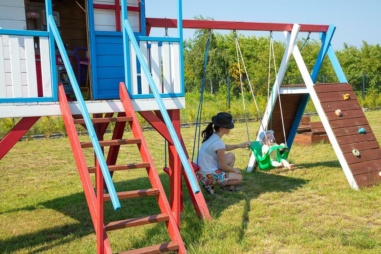 Domki Letniskowe Jastrzebia Park Ястшембя-Гура Экстерьер фото